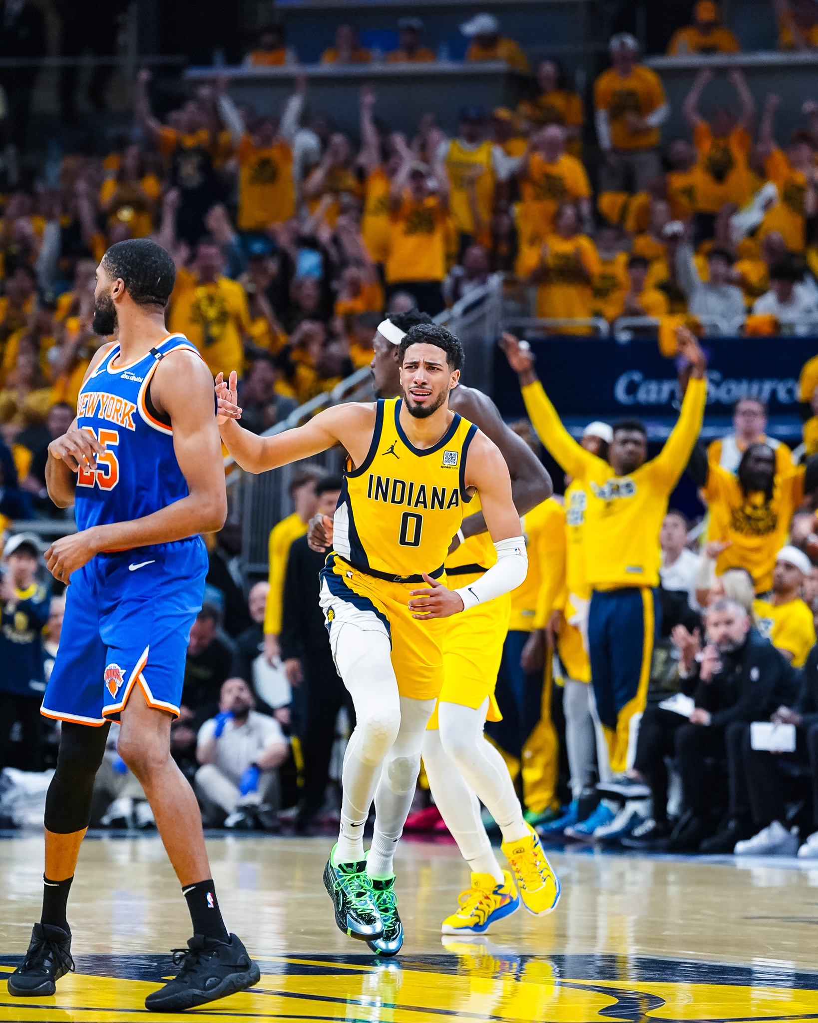 猛龙横扫步行者，武切维奇带队取胜