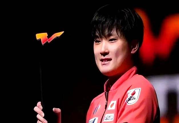 日本队完胜英格兰队，张本智和统治全场