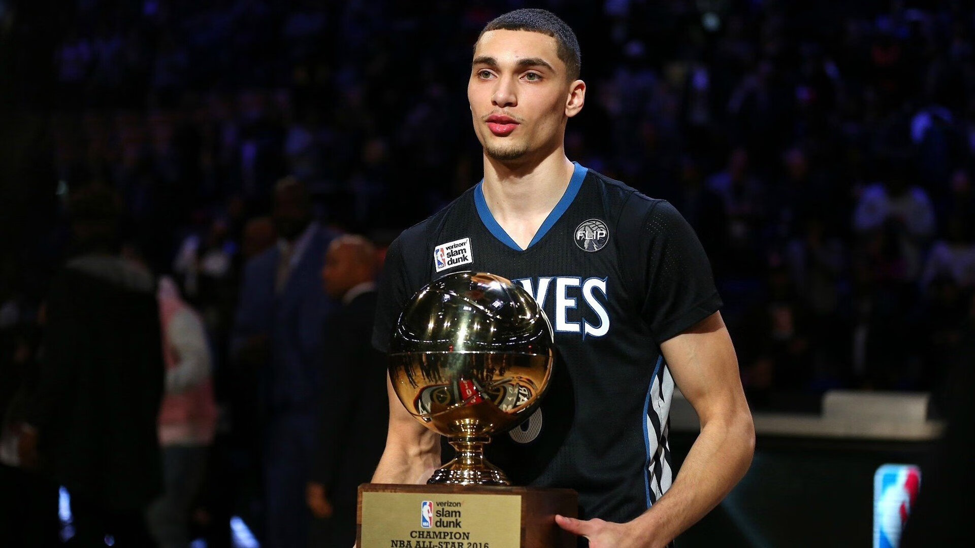 世界排名争夺战焦点战，新疆队一波带走森林狼，改写格局