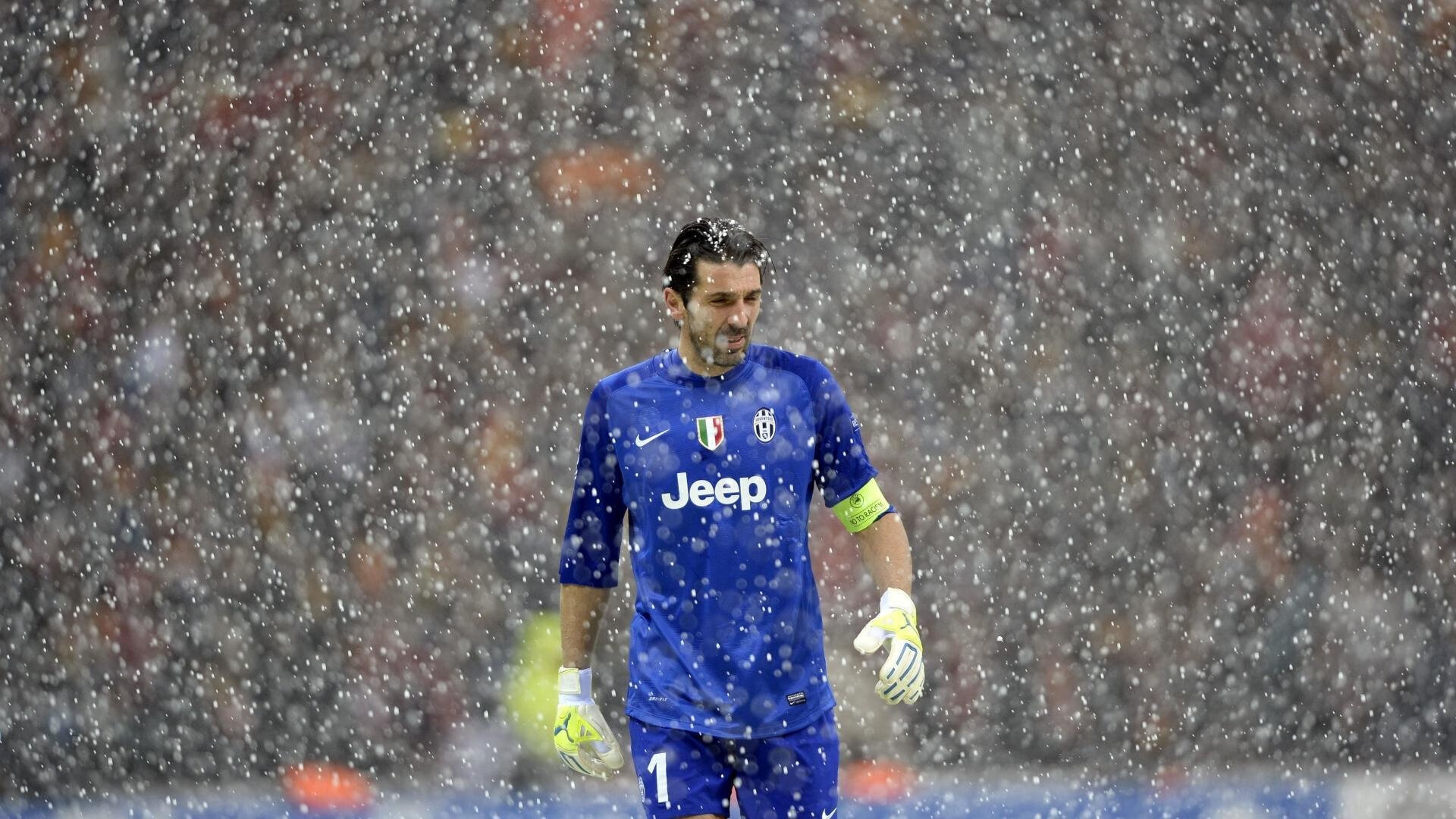 意甲焦点战之外的足球传奇，墨西哥击败新西兰的战术启示