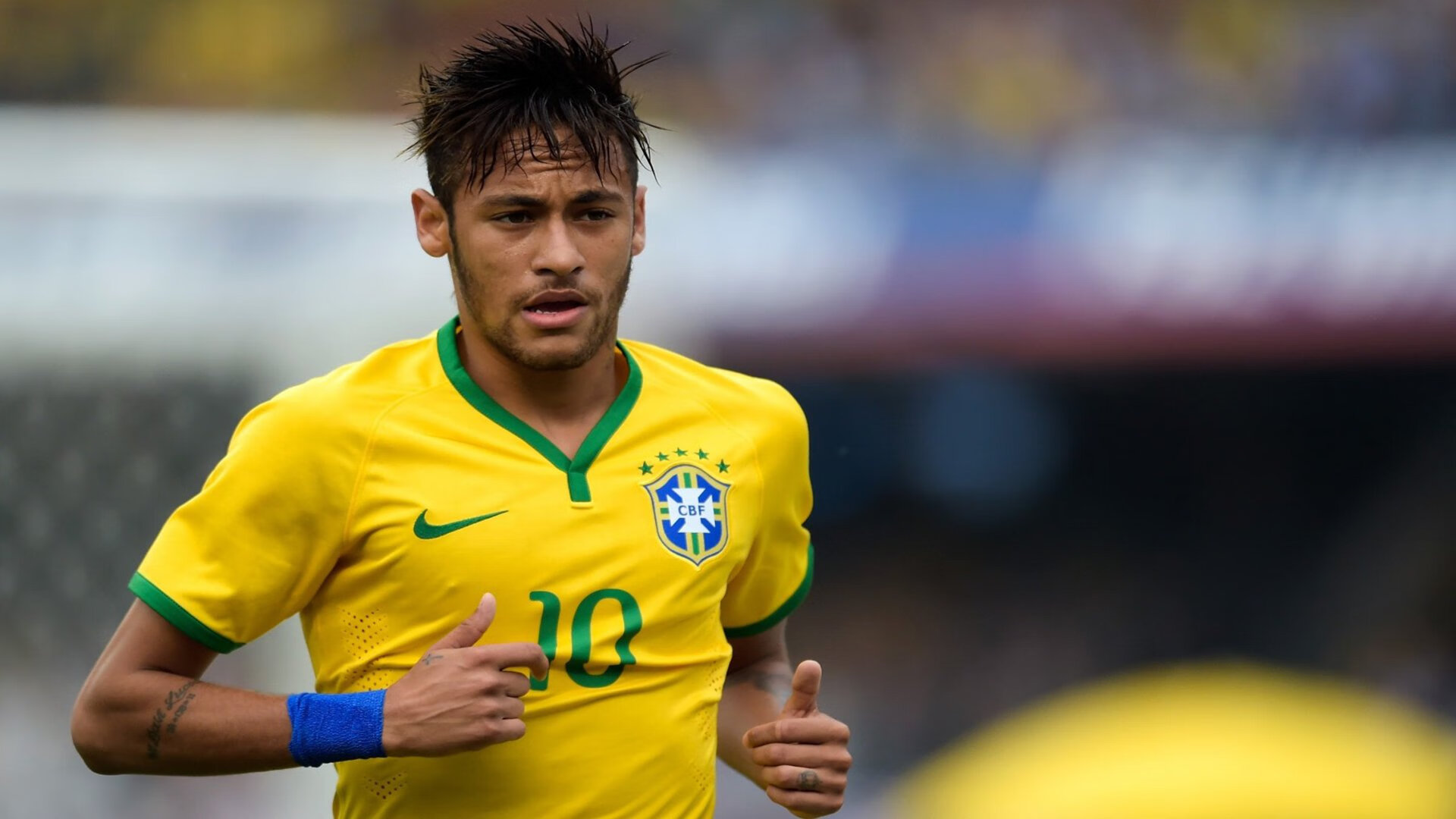 开云平台-F1年度争冠之夜，拉梅洛如何用存在感改写赛道叙事