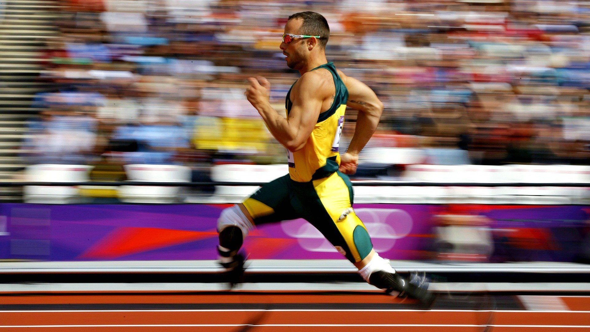 冰与火的碰撞，弗拉霍维奇打爆防线背后的战术密码—冰岛对阵加纳的启示